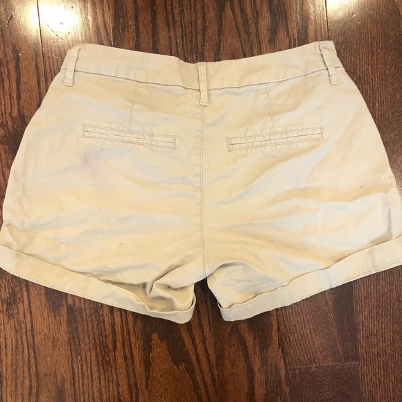 Old Navy Khaki shorts size 0 - Picture 2 of 2